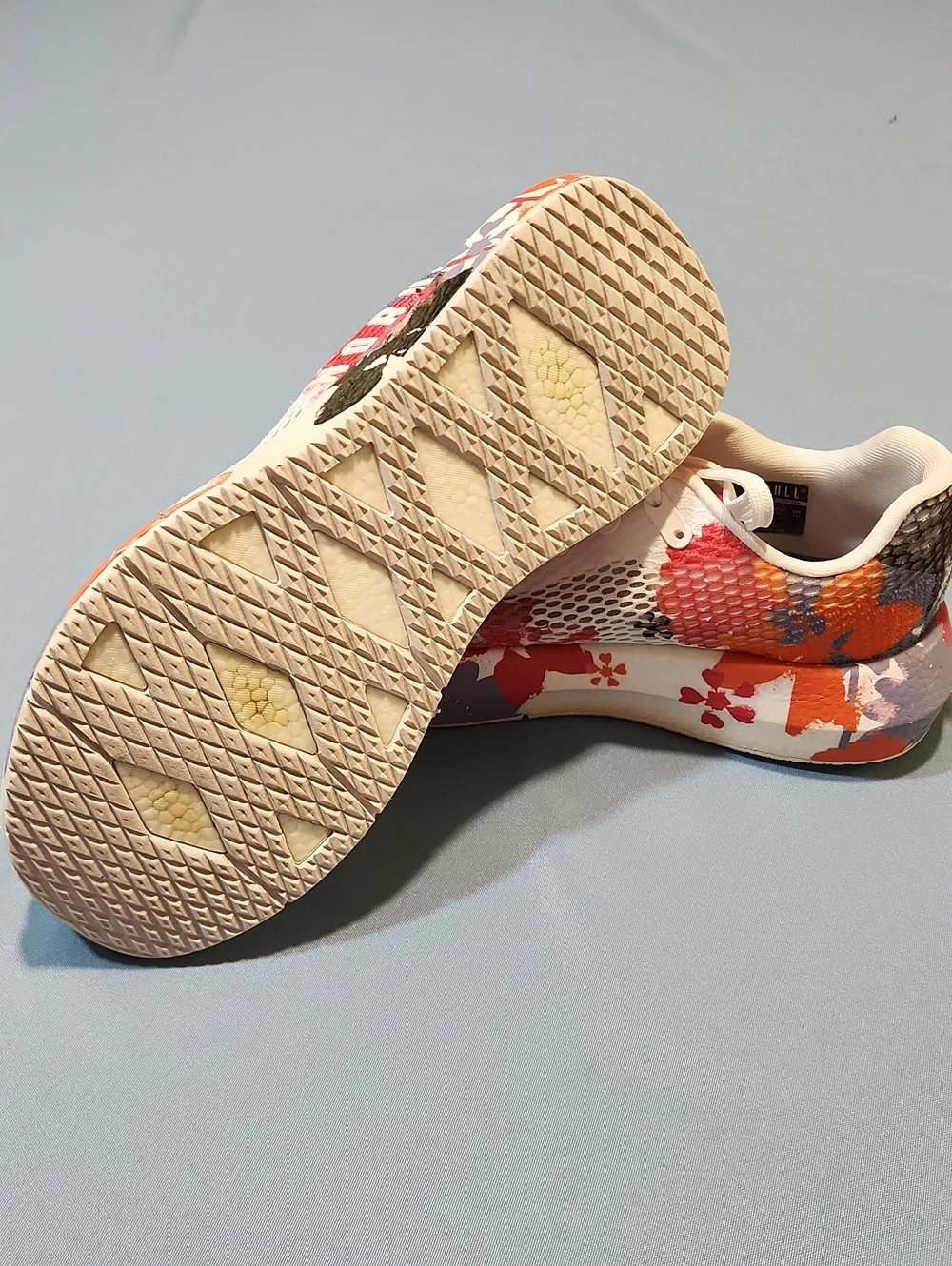 NOBULL Womens Floral Lightweight Hybrid Training Shoe. 9.5M, 11W.